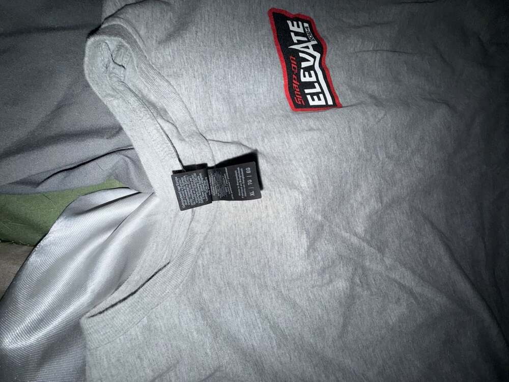 Snap-On Elevate 2024 SFC T-Shirt Size XL Gray Raising The Bar Orlando